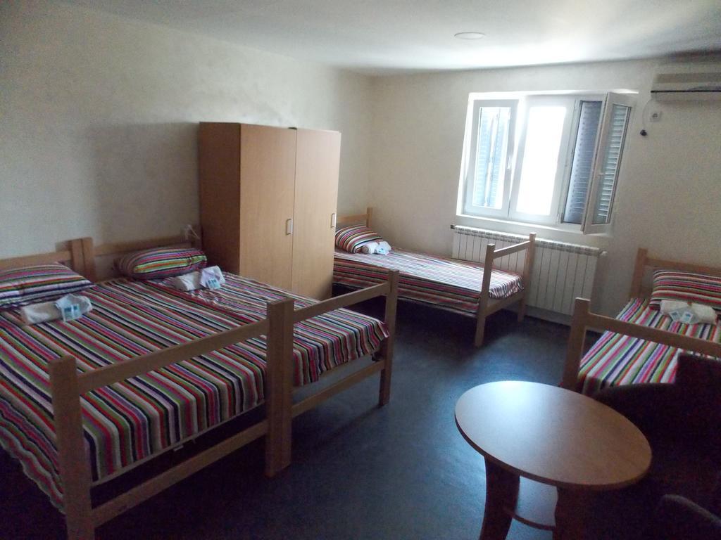 Guest House Miss Depolo Belgrád Kültér fotó