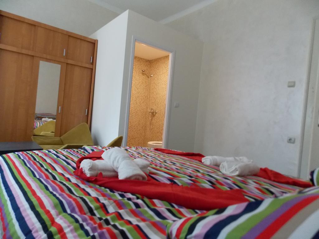 Guest House Miss Depolo Belgrád Szoba fotó